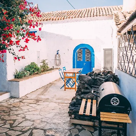 Thalassa New House Holiday home