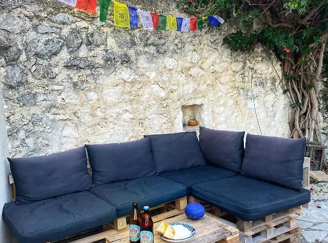 Thalassa New House Леонидион