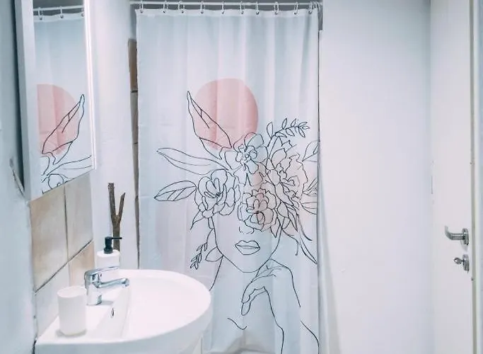 Thalassa New House *