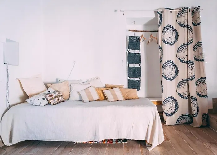 Thalassa New House *